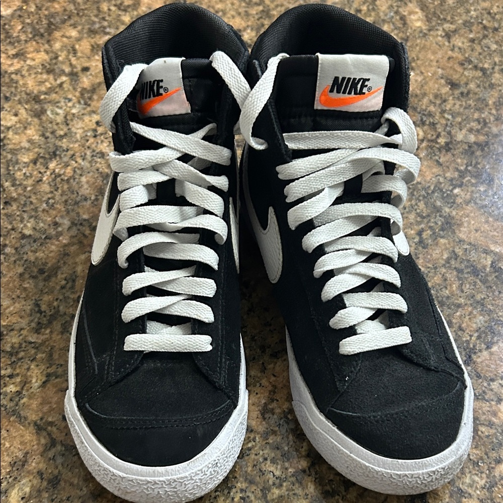 Nike Black and White High-Tops